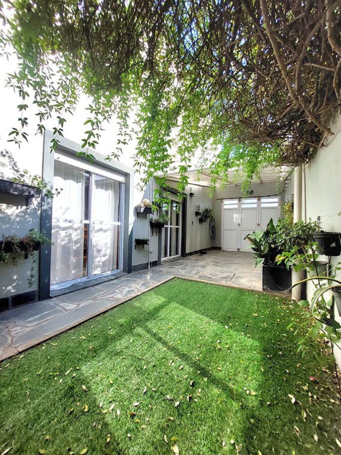 Hermoso duplex en venta en bahia blanca, vende inmobiliaria ferrari propiedades