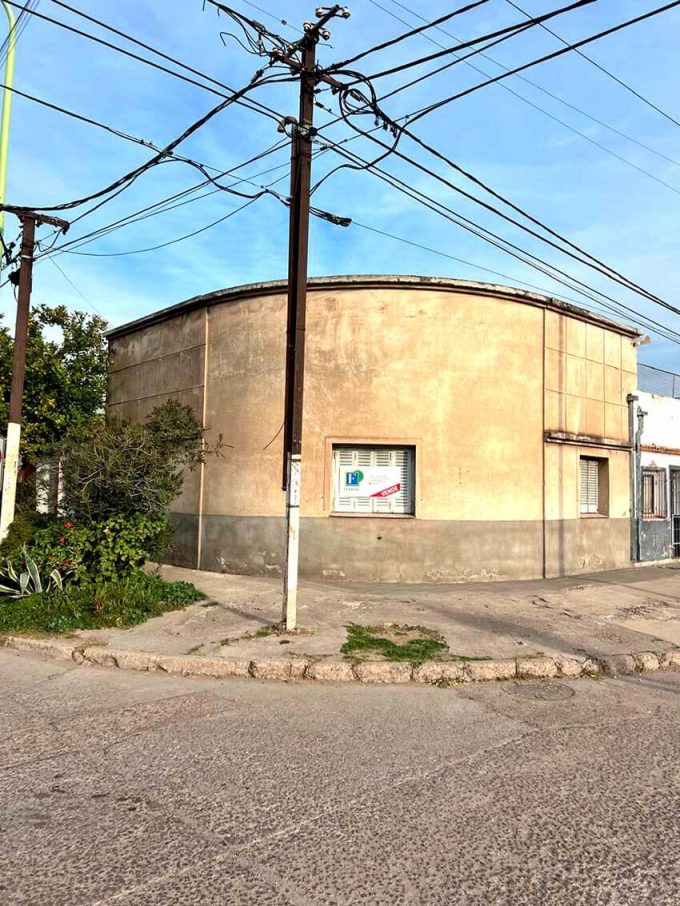 Propiedad en venta en la ciudad de Bahia Blanca, vende Ferrari Propiedades